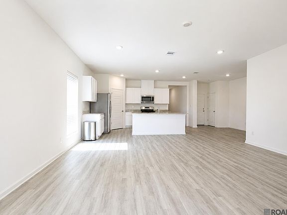 3rd image of 13343 Bellacosa Ave