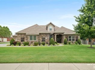 1355 Duffers Ct, Cave Springs, AR 72718