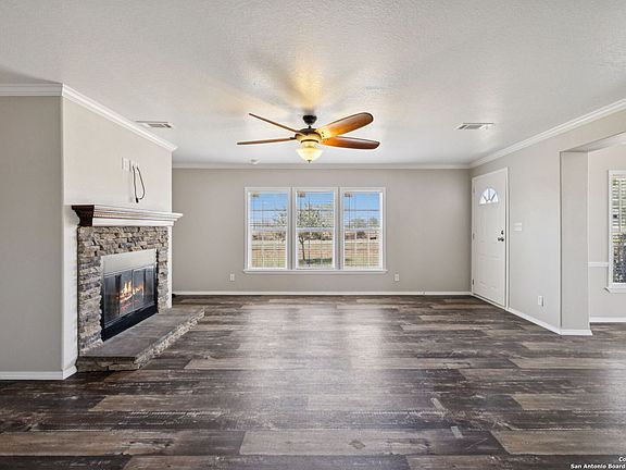 5th image of 12652 Bernhardt