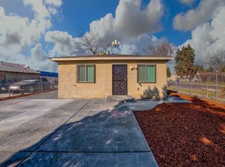 4697 E El Monte Way, Fresno, CA 93702