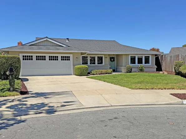 1127 Montecito Cir, Salinas, CA 93901