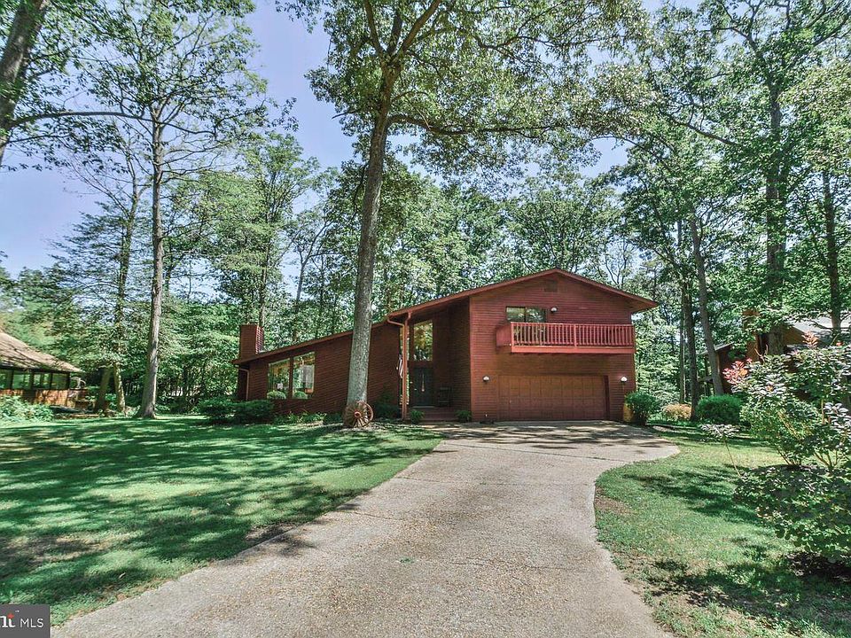 1st image of 305 Braeburn Glen Ct