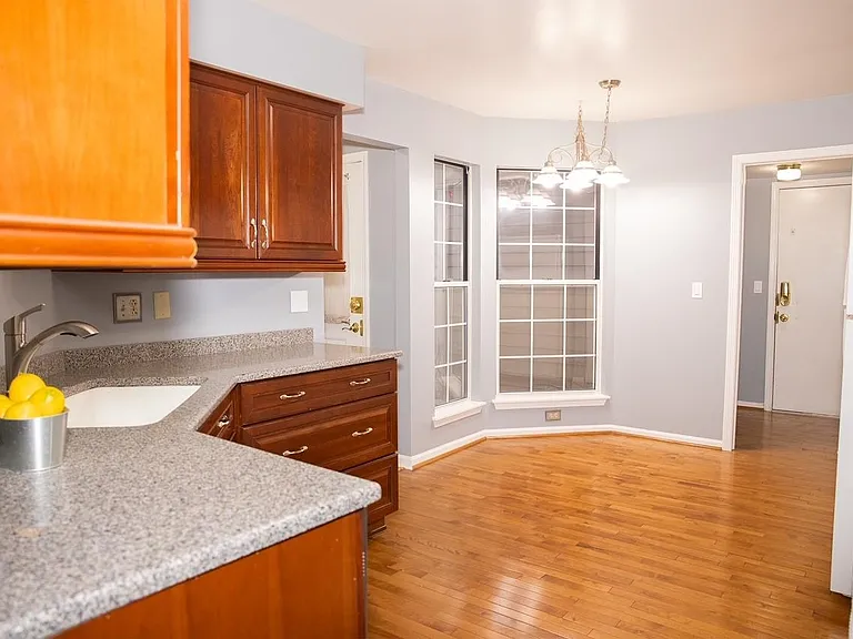 53 Stevens Dr — Photo 13