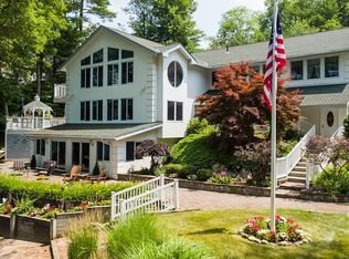 76 Shoreline Dr, Ware, MA 01082