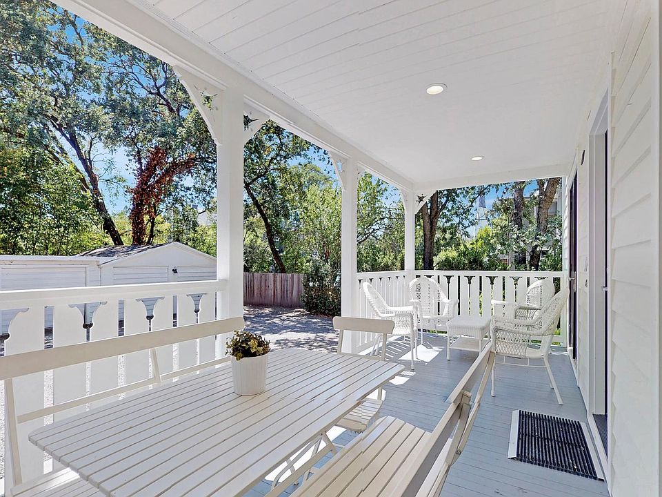 Covered private porch