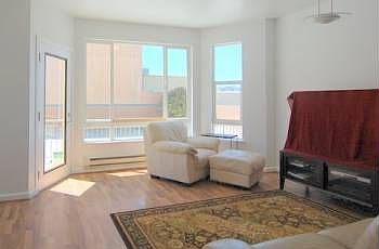 2nd image of 5810 Mission St APT 205