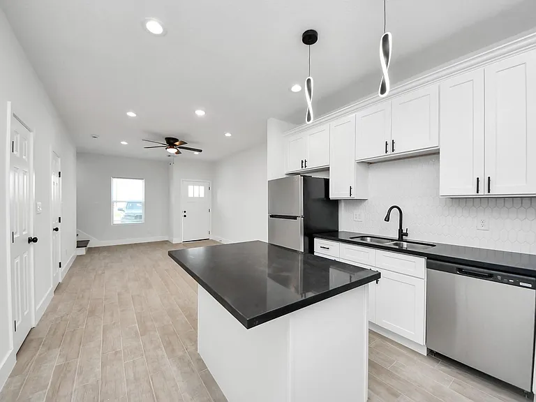 8015 Elbert St #A/B — Photo 6