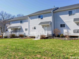 109 Staffordshire Commons Dr UNIT 109, Wallingford, CT 06492