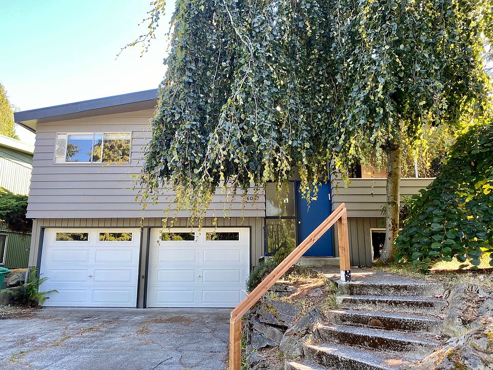 1st image of 6033 NE 61st St