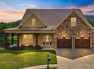 8815 Silver Maple Dr, Ooltewah, TN 37363
