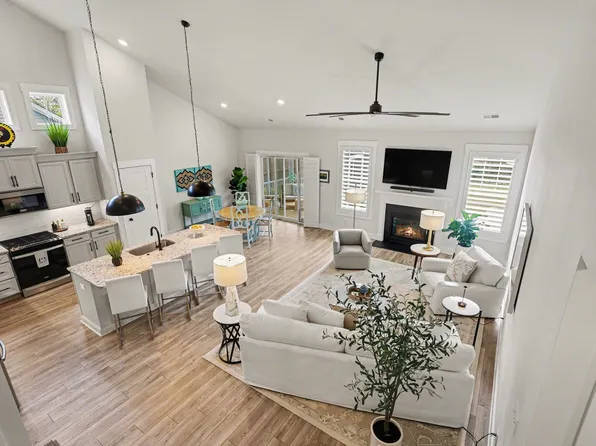 605 Sunwater Dr, Duncan, SC 29334