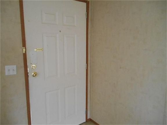 3rd image of 7214 Curlew Dr