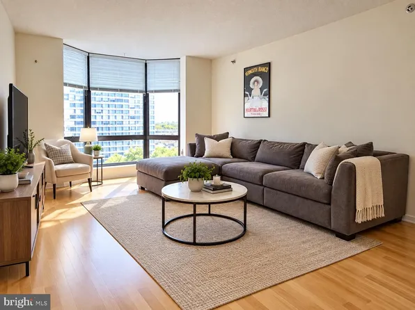2018 Walnut St #32-15C, Philadelphia, PA 19103