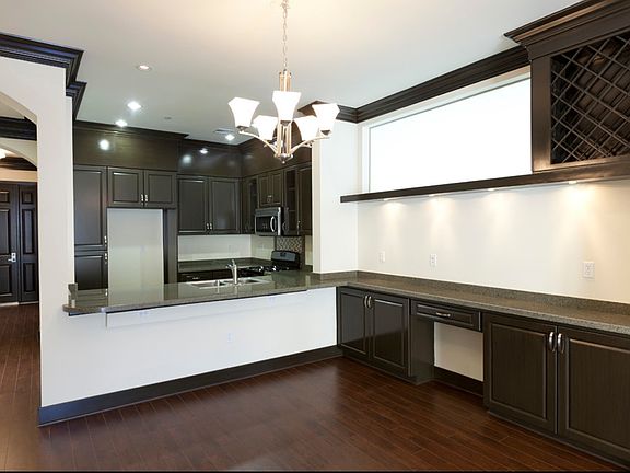 5th image of 11833 Darlington Ave APT 303