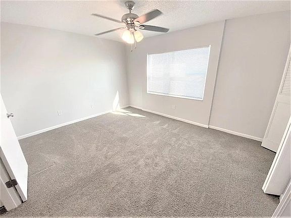5th image of 150 41st Ave N #302