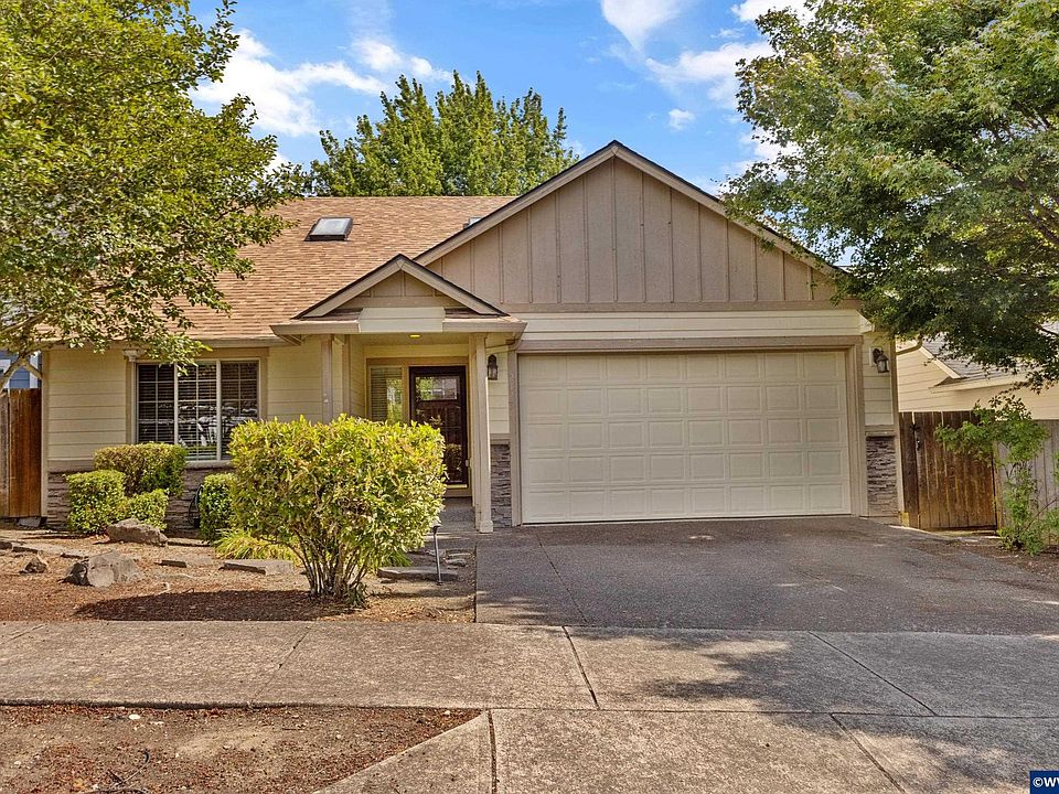 1st image of 2173 Laurine Ct NE