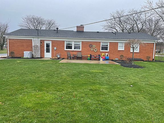 2nd image of 2768 E Center Dr