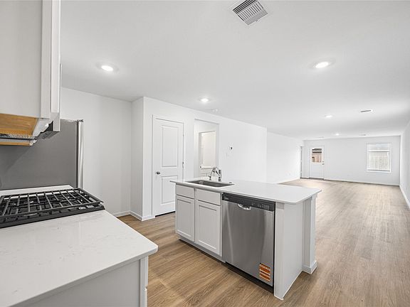 5th image of 18317 Reimann Ln