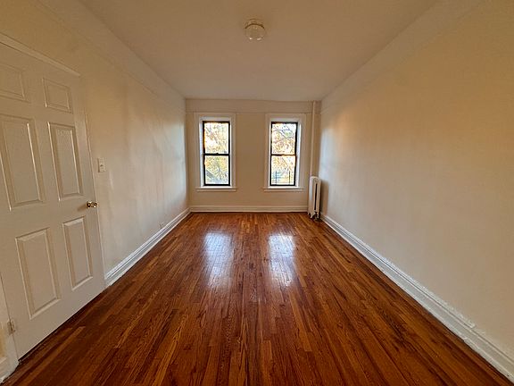 5th image of 24 Cooper St #7C