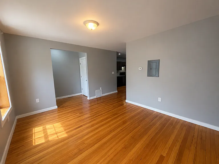 193 Livingston Ave #1 — Photo 3