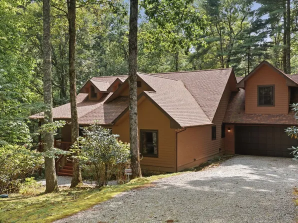 2369 Upper Whitewater Road, Sapphire, NC 28774