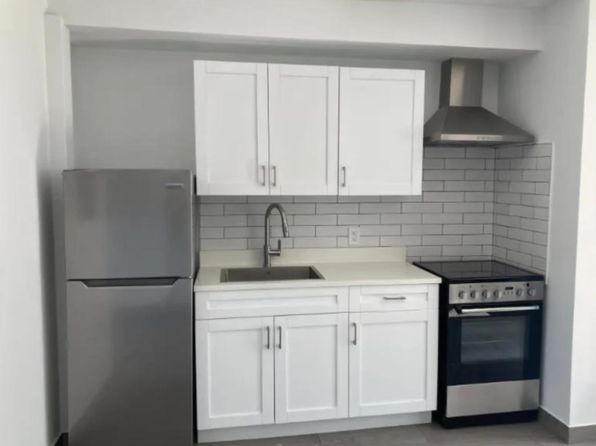 3201 Broadway APT 14