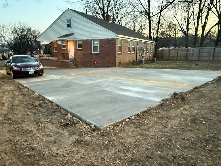 129 Roberta Dr — Photo 2