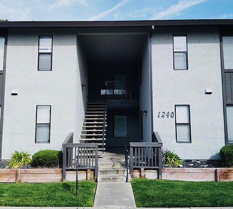 3rd image of 1240 Dealynn St APT 5