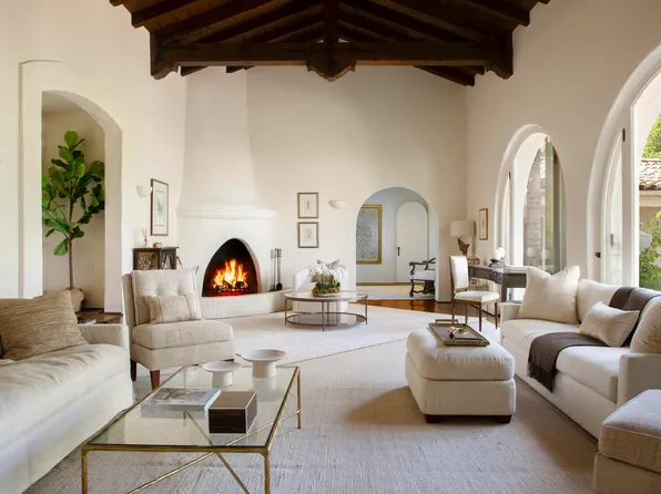 4045 Lago Dr, Santa Barbara, CA 93110