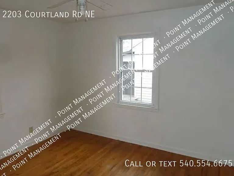 2203 Courtland Rd NE — Photo 4