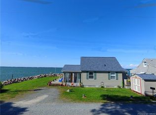 202 Riverside Dr, Deltaville, VA 23043