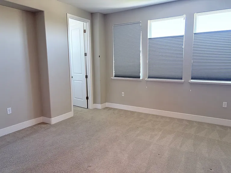 880 E Duane Ave #2 — Photo 8