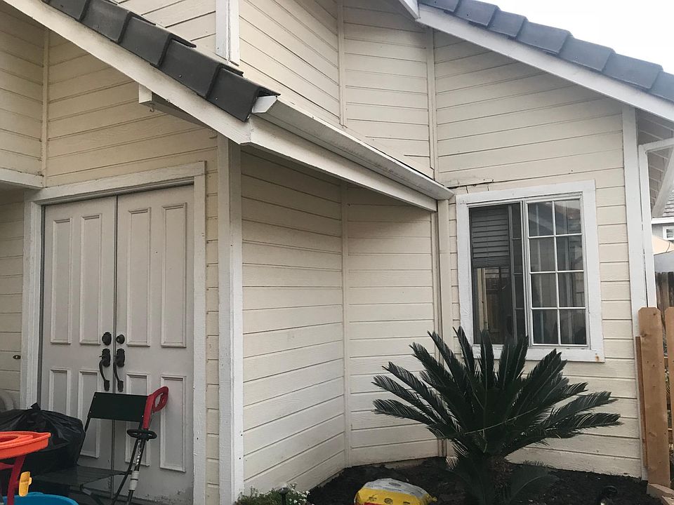 Front entry behind gates