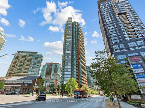 150 E Liberty St, Toronto, ON