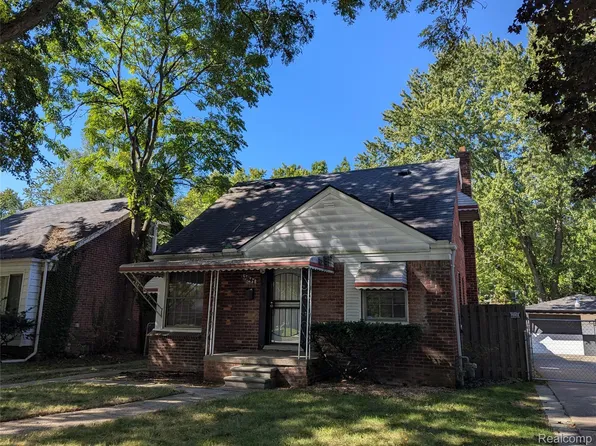 17647 Lenore, Detroit, MI 48219