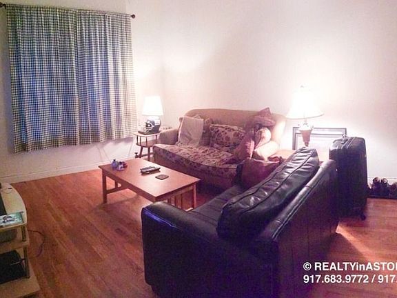 2nd image of 2808 35th St APT 1C
