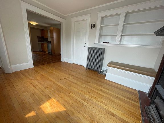 4th image of 12 Lowell St Floor 2