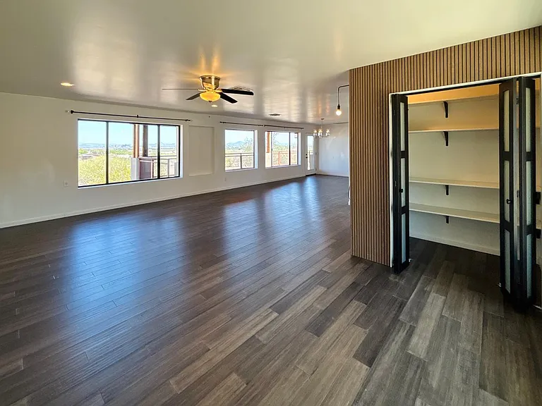 1750 W Pearce Rd — Photo 13