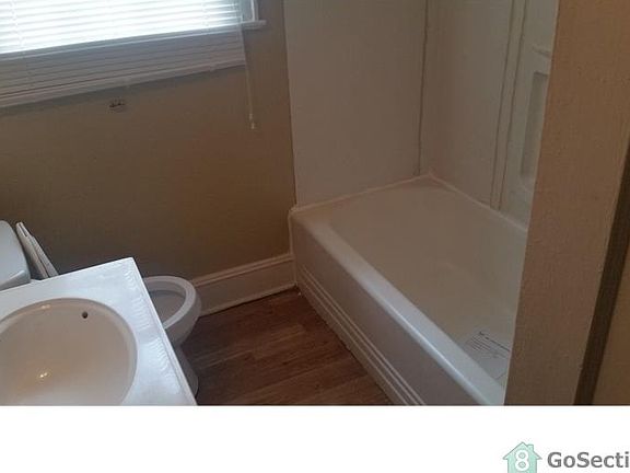 4th image of 3532 W College St