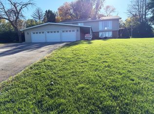 602 Tomahawk Rd, North Platte, NE 69101