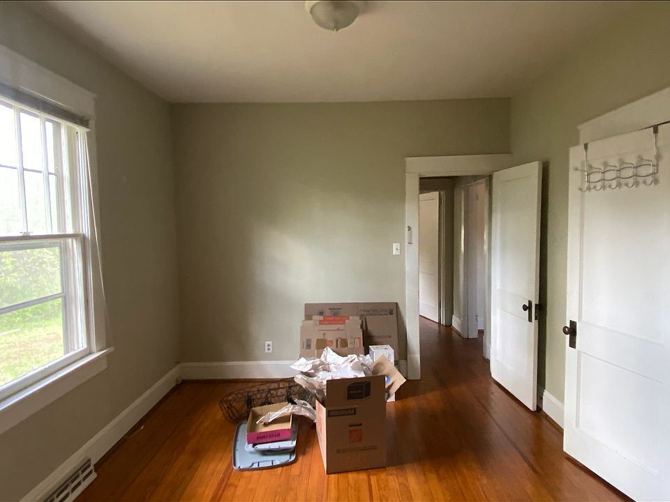1st image of 410 Monticello Ave