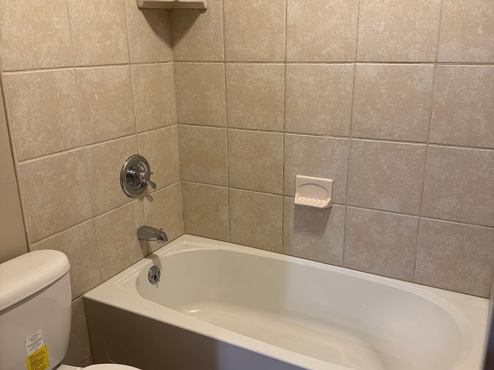 1st image of 2913 S 134th Ave #1