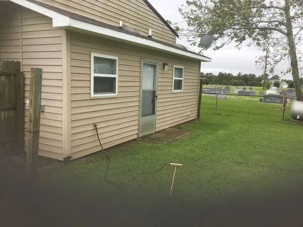 1047 Waterlily Rd, Coinjock, NC 27923