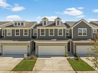 4950 Glenora Dr, Lake Orion, MI 48359