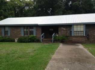 559 S 2nd St, Wewahitchka, FL 32465