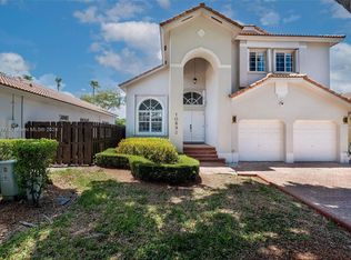 10892 NW 58th Ter, Doral, FL 33178