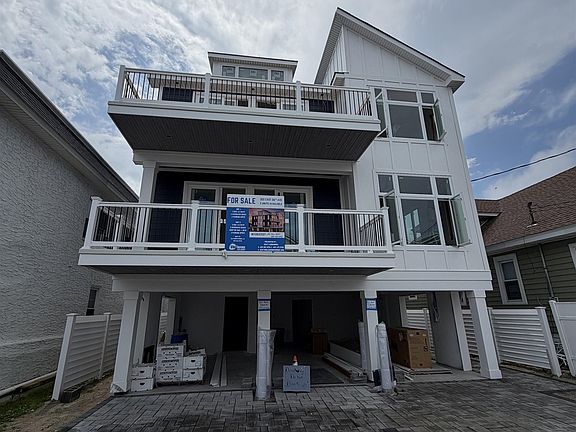 2nd image of 320 E 26th Ave #2