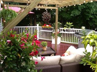 407 S Main St, Nashua, NH 03060