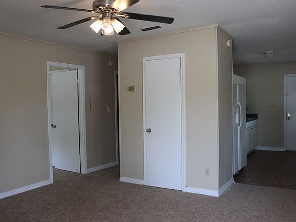 4th image of 2150 Saxon St #1