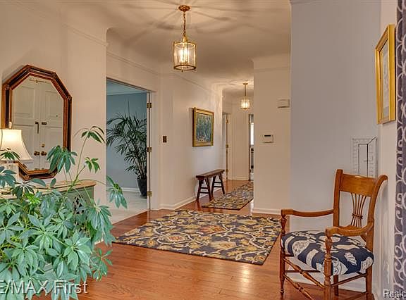 4th image of 18430 Fairway Dr